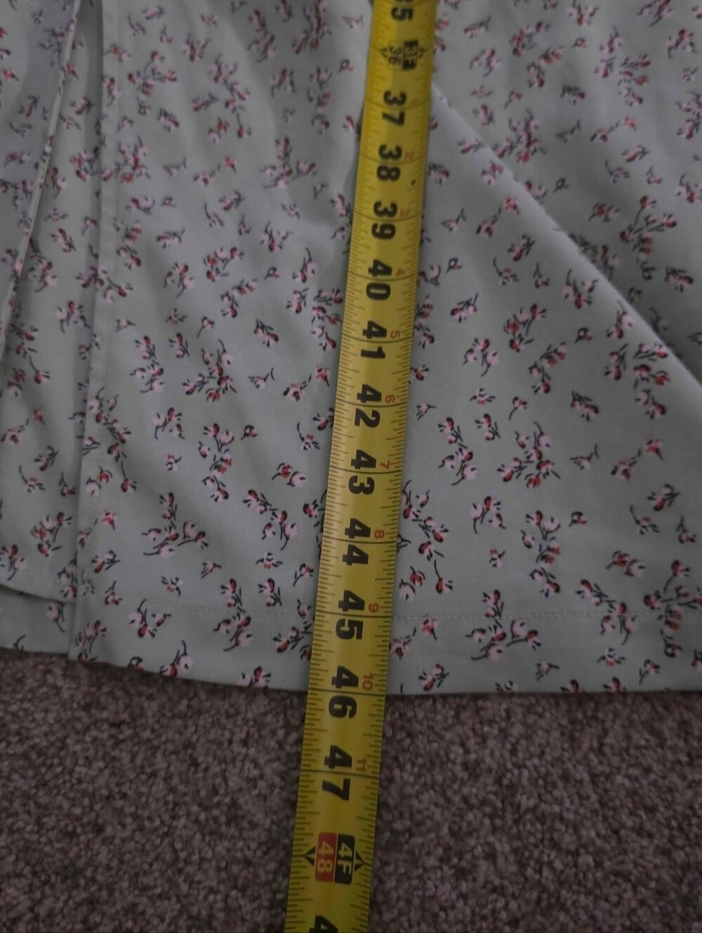 (L) Mint green, Cinched Front, Slit Dress. Accurate Color In Last Photo - Picture 6 of 9